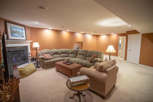 13977 Autumn Court, Rosemount, MN 55068