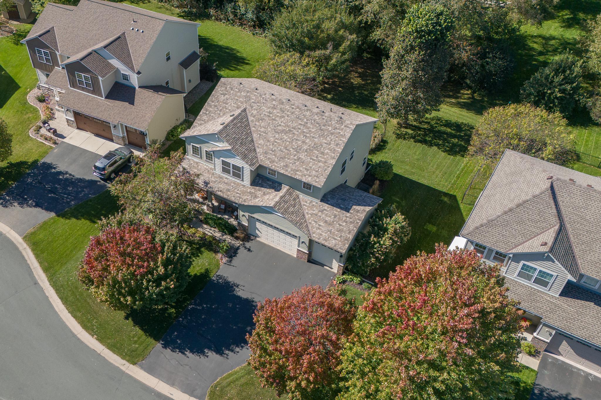 Quiet cul-de-sac neighborhood