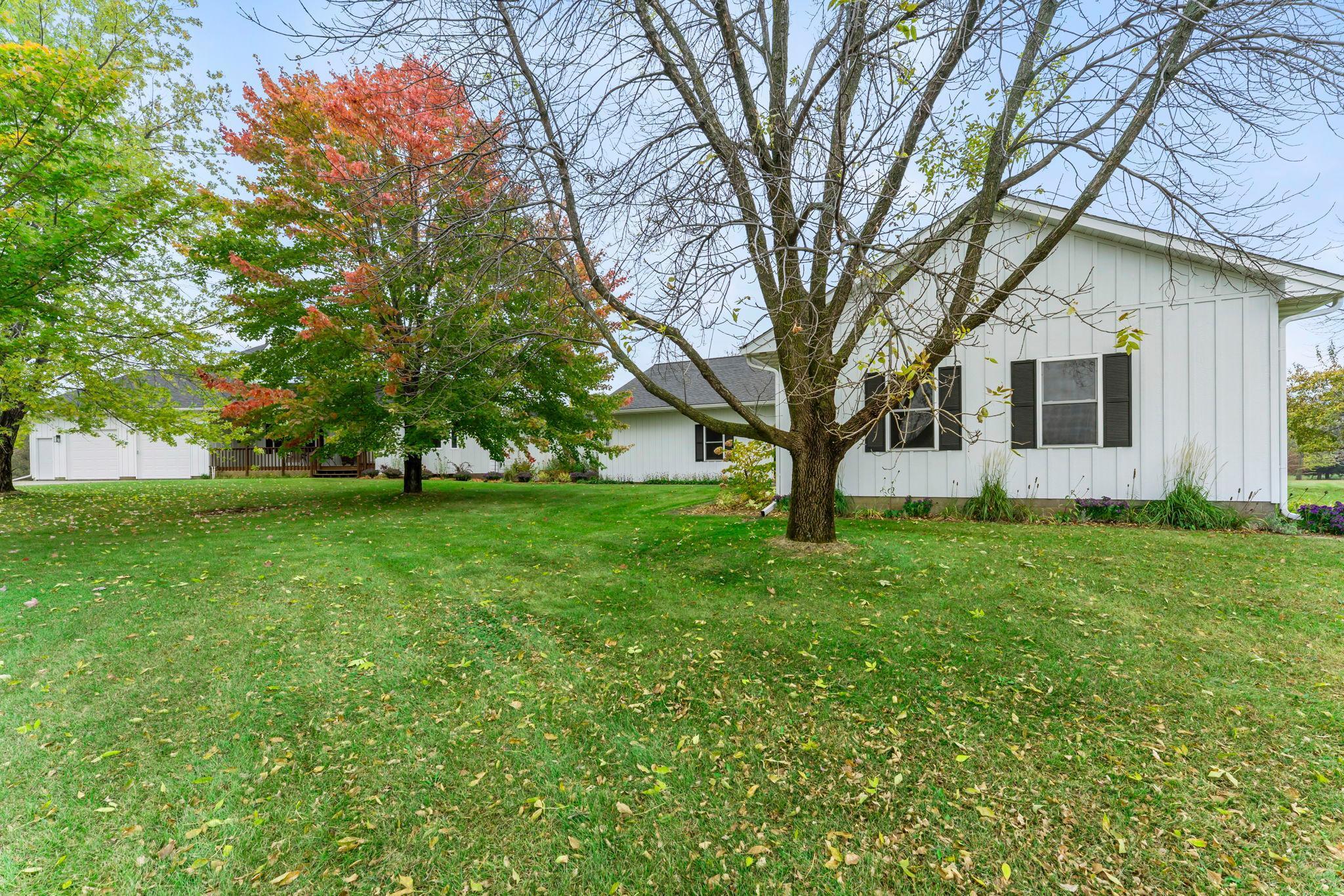 23-web-or-mls-18720 114th St SE-22.jpg