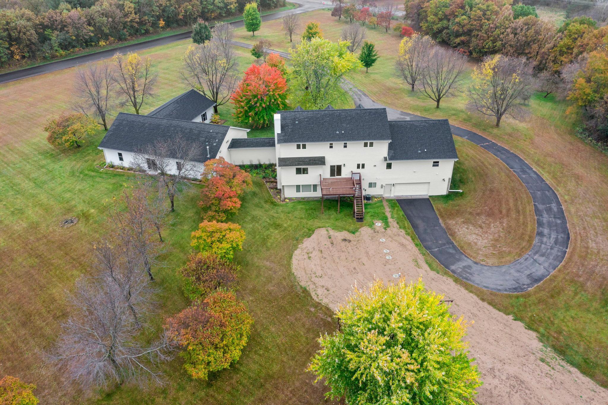 42-web-or-mls-18720 114th St SE-109.jpg