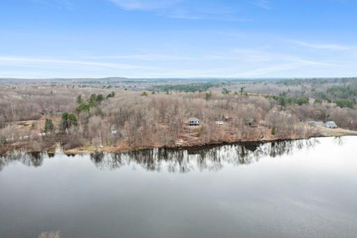 25-web-or-mls-3320 68th St-36.jpg