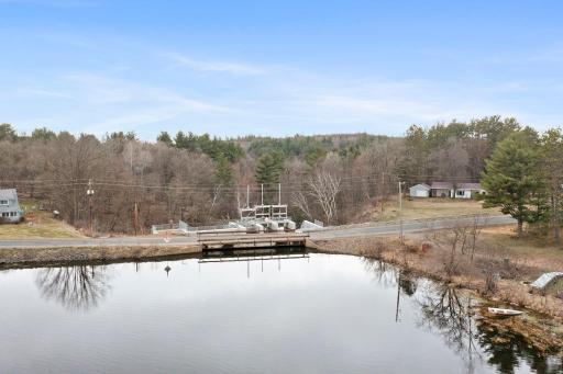 31-web-or-mls-3320 68th St-54.jpg