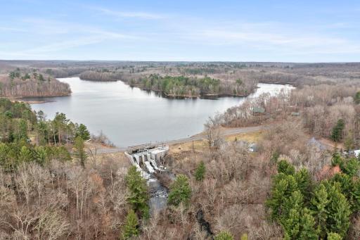 37-web-or-mls-3320 68th St-72.jpg