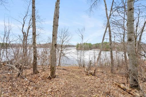 15-web-or-mls-3320 68th St-104.jpg