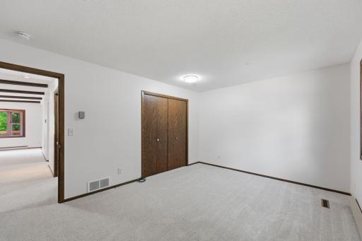 9346 Wellington Lane N, Maple Grove, MN 55369