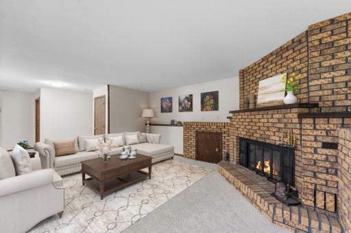 9346 Wellington Lane N, Maple Grove, MN 55369