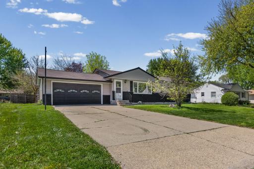 2134 Garnet Drive, Saint Paul, MN 55122