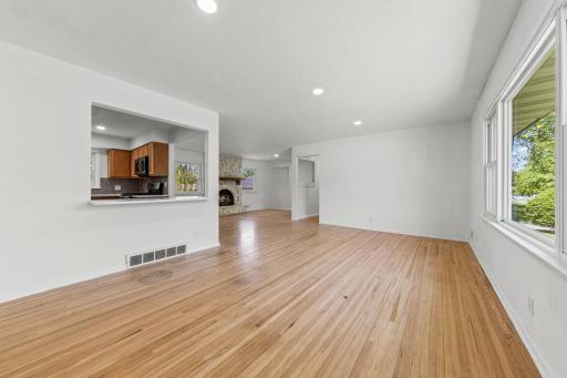 2134 Garnet Drive, Saint Paul, MN 55122