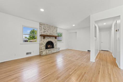 2134 Garnet Drive, Saint Paul, MN 55122