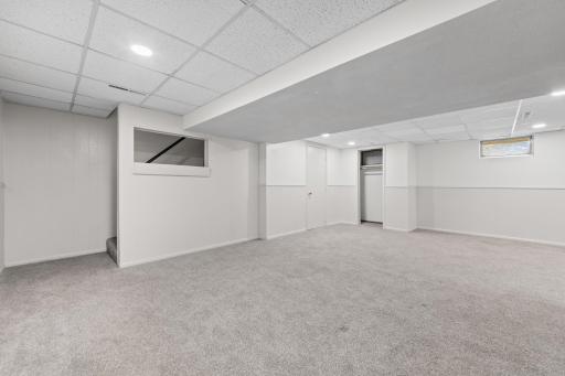 2134 Garnet Drive, Saint Paul, MN 55122