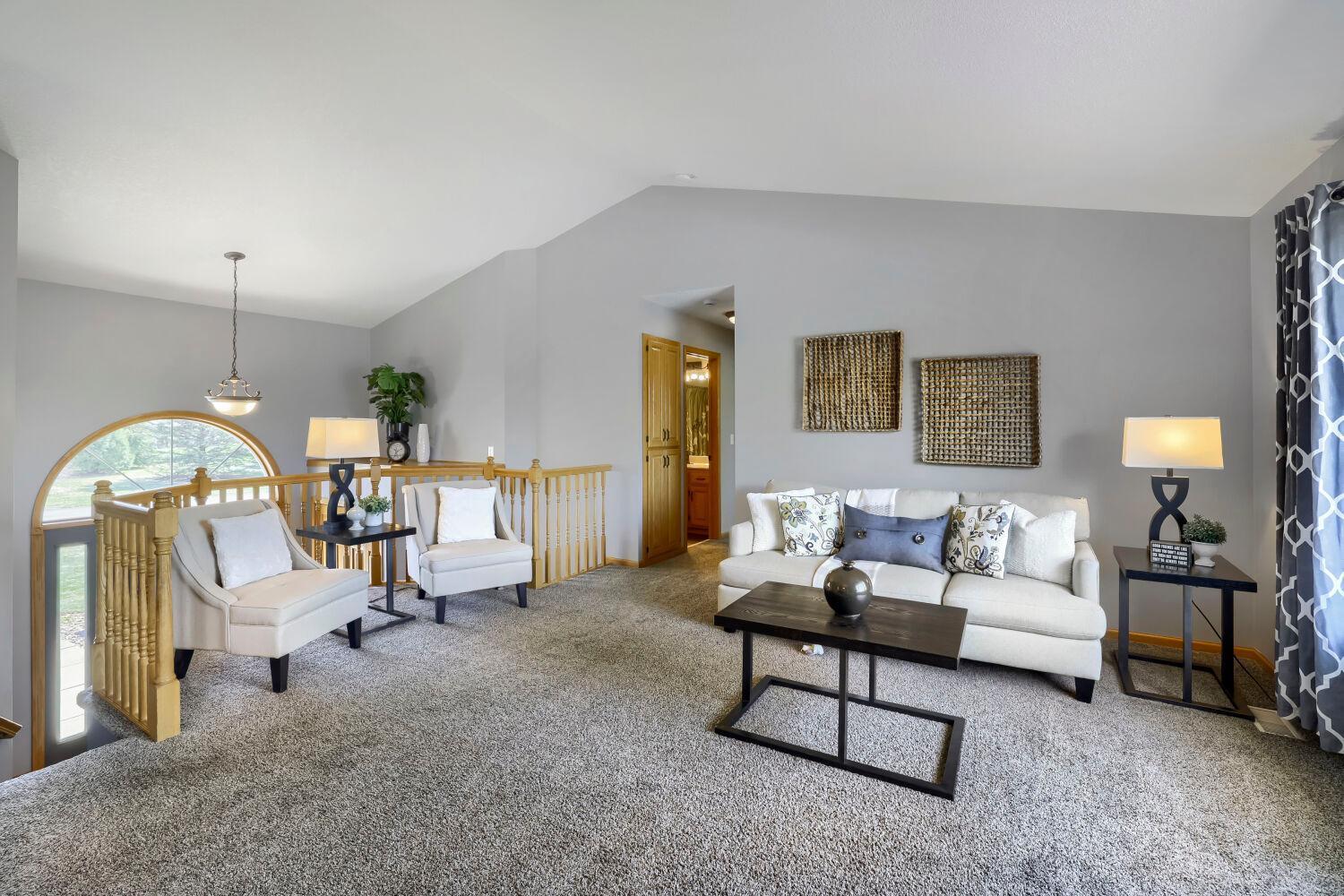 21216 pierce Street NE - Web Quality - 015 - 08 Living Room.jpg