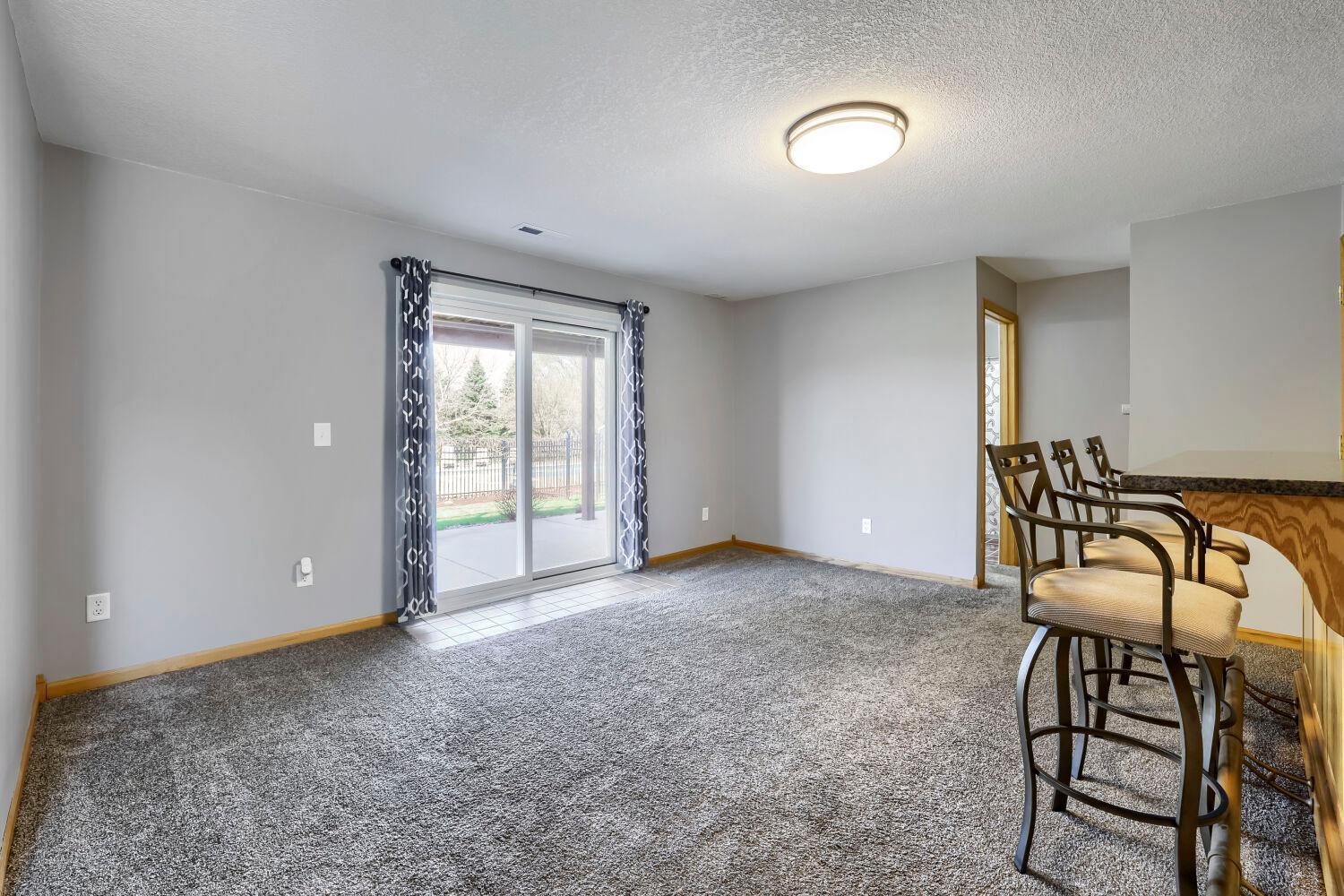 21216 pierce Street NE - Web Quality - 014 - 07 Living Room.jpg