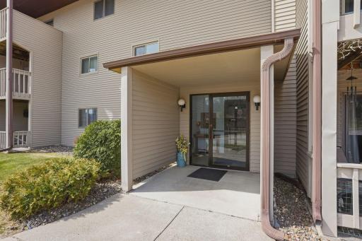 1828 Perlich Avenue, 2B, Red Wing, MN 55066