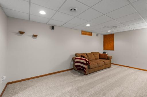 12650 212th Avenue NW, Elk River, MN 55330