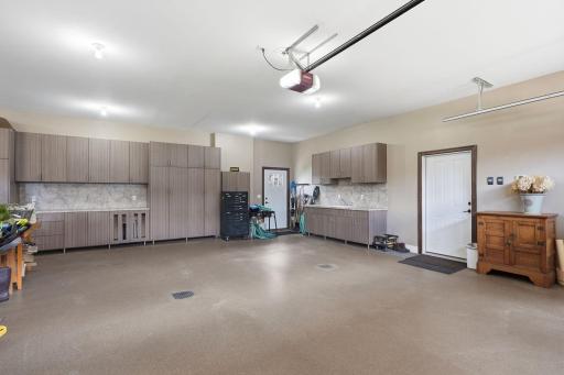 11033 N Shore Drive, Spicer, MN 56288