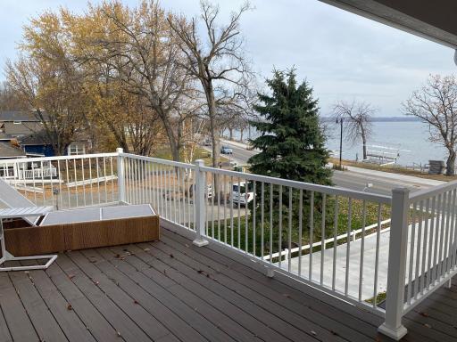1084 W Lake Drive, Detroit Lakes, MN 56501