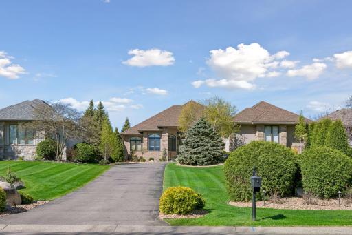 17902 Bearpath Trail, Eden Prairie, MN 55347