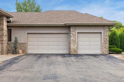 17902 Bearpath Trail, Eden Prairie, MN 55347