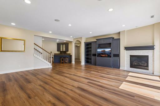 17902 Bearpath Trail, Eden Prairie, MN 55347