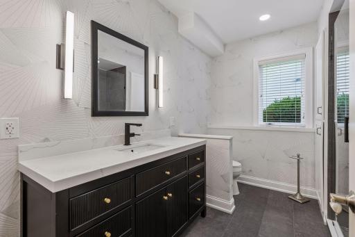 17902 Bearpath Trail, Eden Prairie, MN 55347