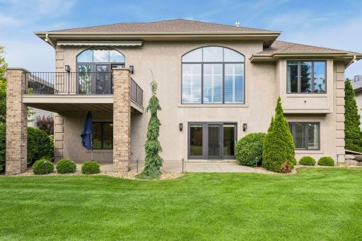 17902 Bearpath Trail, Eden Prairie, MN 55347