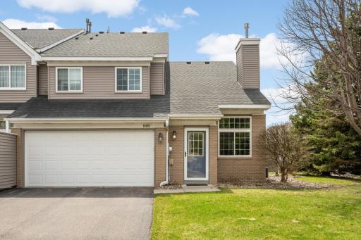 This pristine townhome has over $75,000 in updates! HVAC, windows, newer kitchen & baths, newer carpet & so much more! Even new smoke detectors & CO2 detectors!