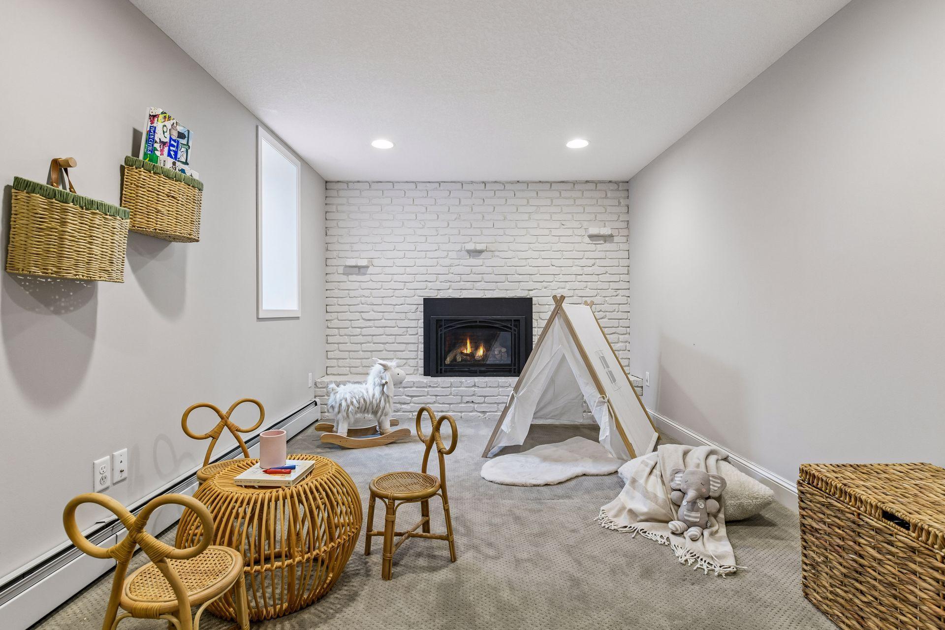 5932 Tamarac Avenue - Spacecrafting - 0072.jpg