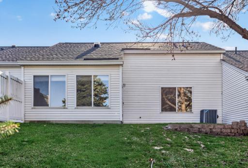 9006 Preserve Trail, Savage, MN 55378