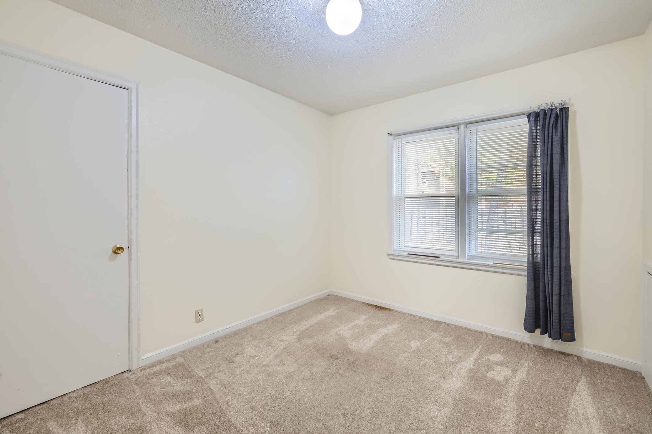 13 Main Floor 2nd Bedroom.jpg