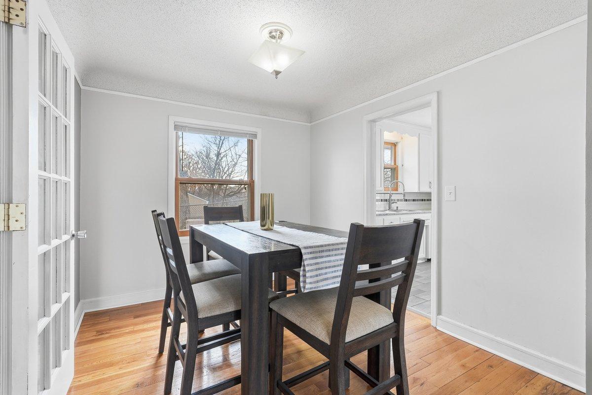 Dining Area 2 (3).jpg