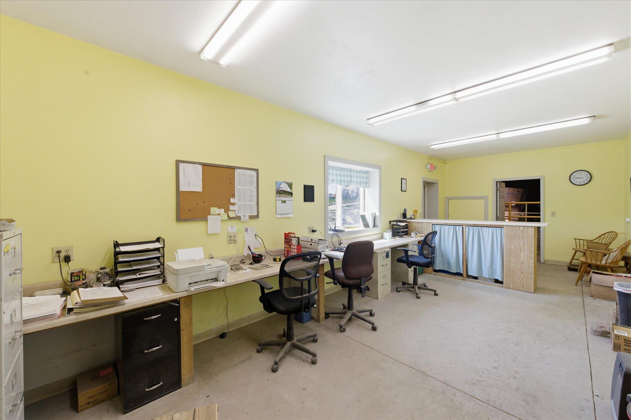 35-24104 755th Ave [2977775]- 035.jpg