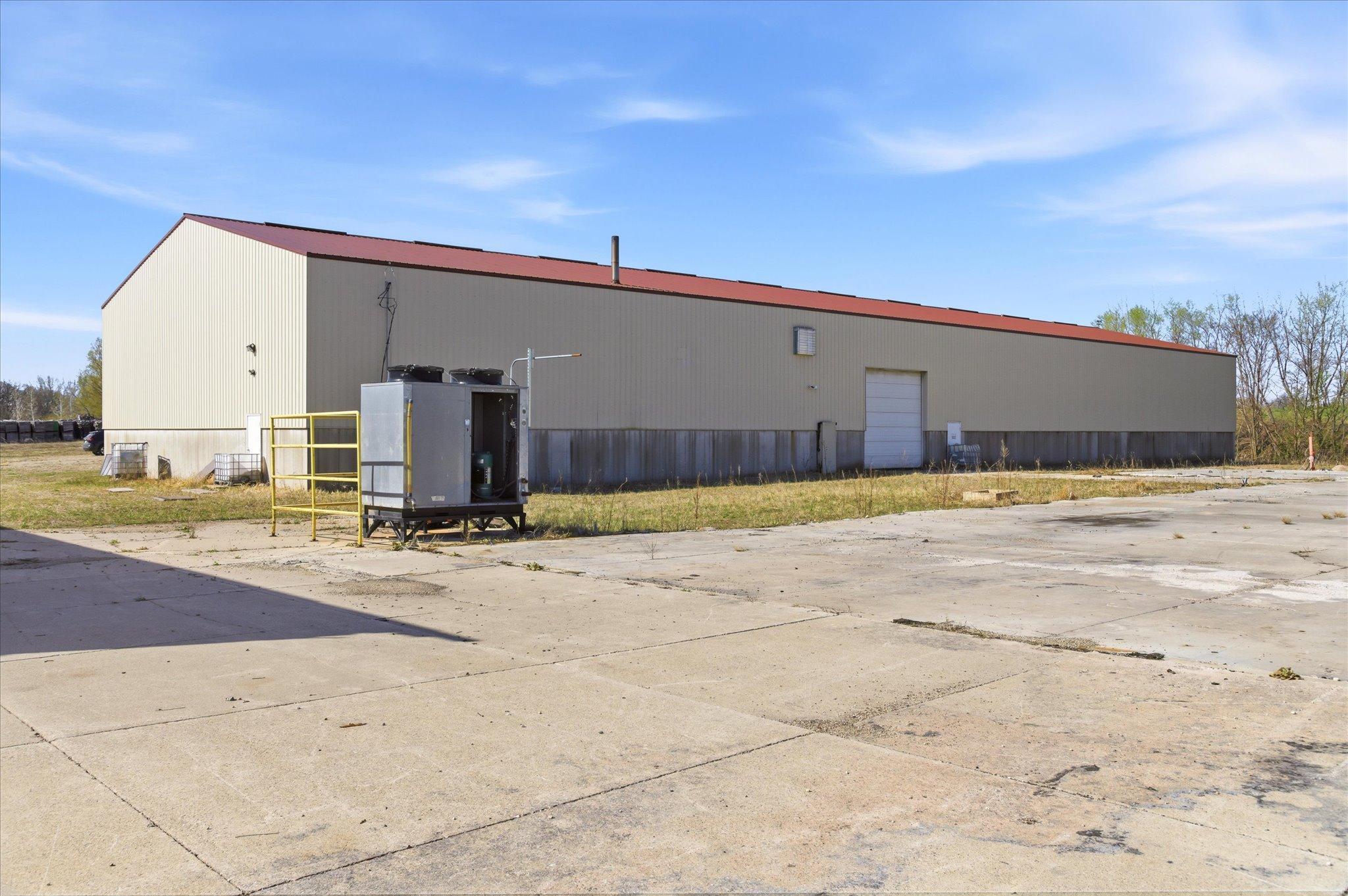 17-24104 755th Ave [2977775]- 017.jpg