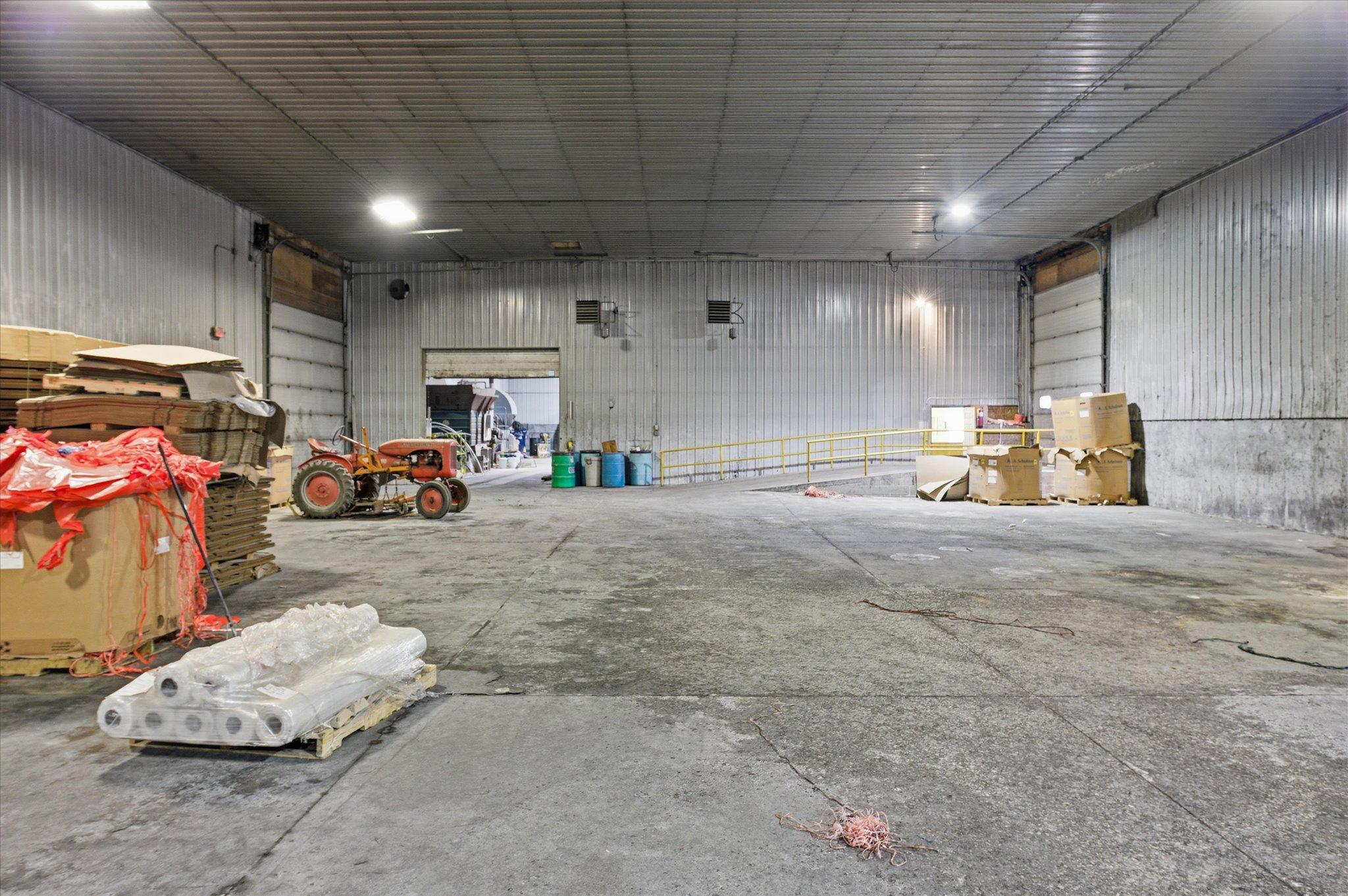 49-24104 755th Ave [2977775]- 049.jpg