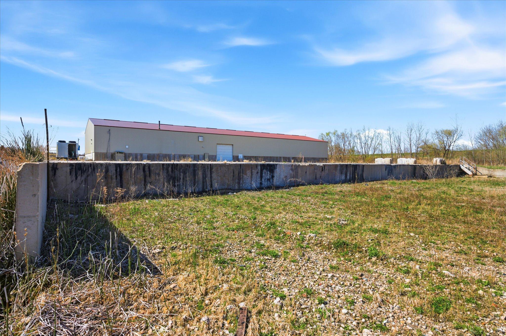 76-24104 755th Ave [2977775]- 076.jpg