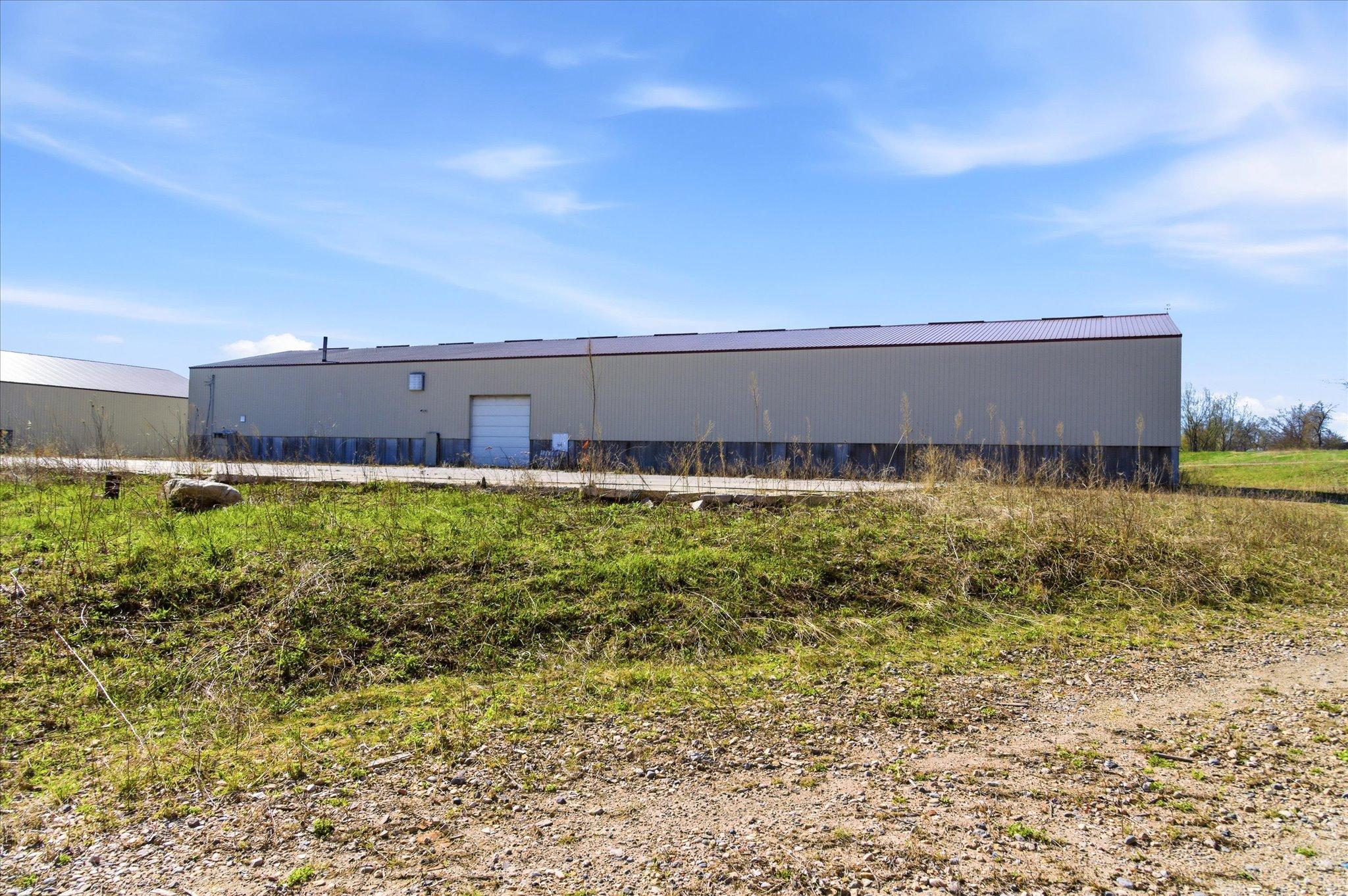 15-24104 755th Ave [2977775]- 015.jpg