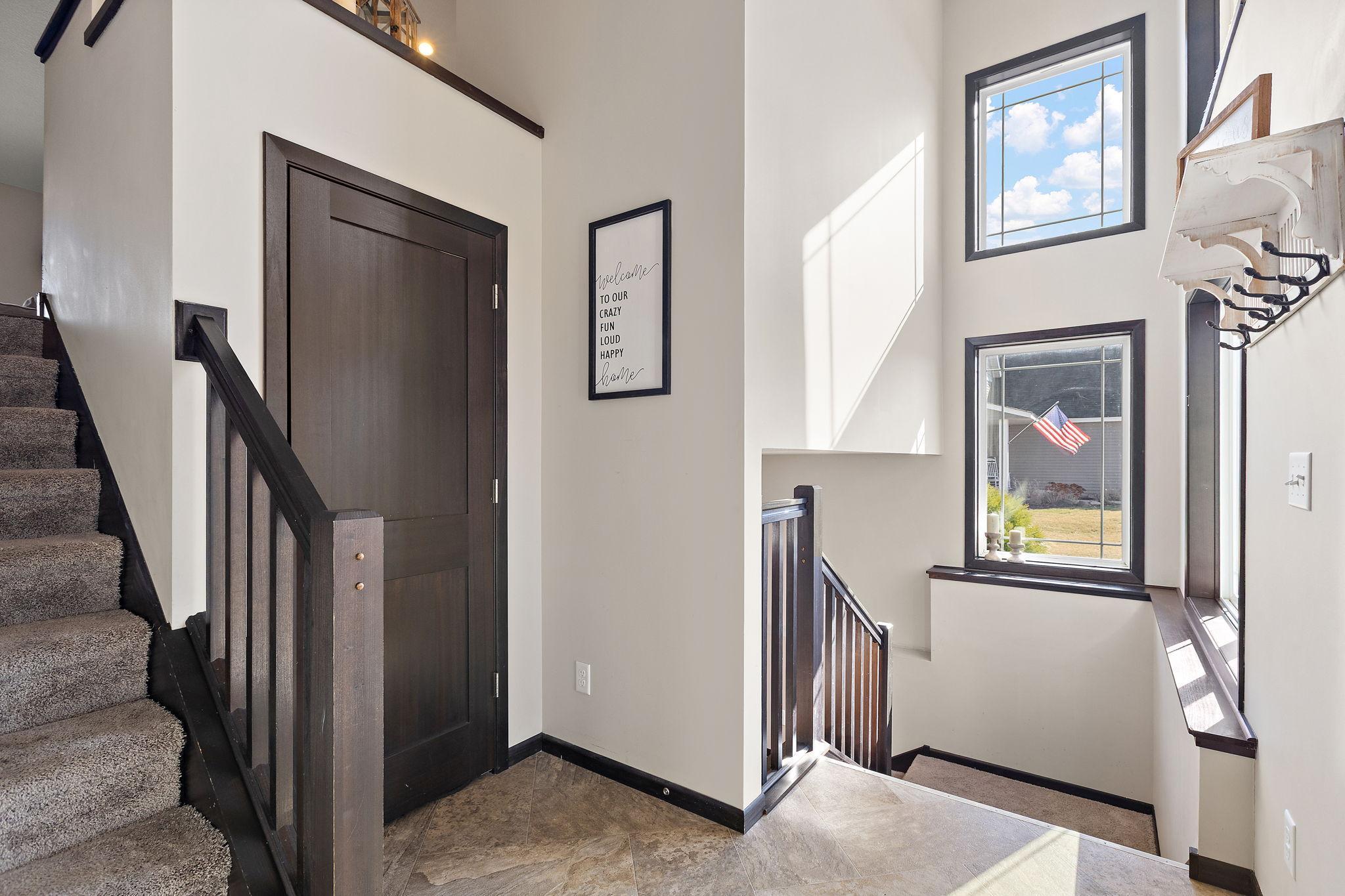 Entry Way to Lower Leve