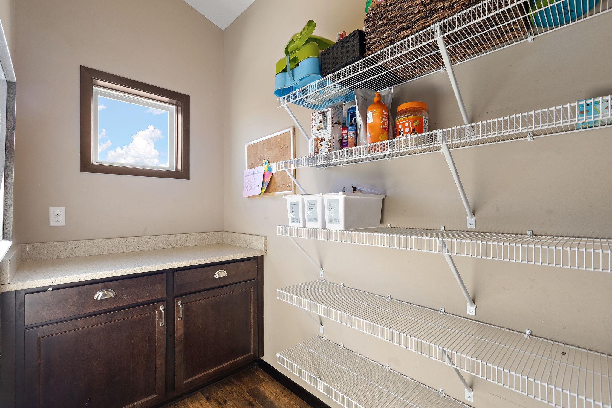 Amazing Walk in Pantry