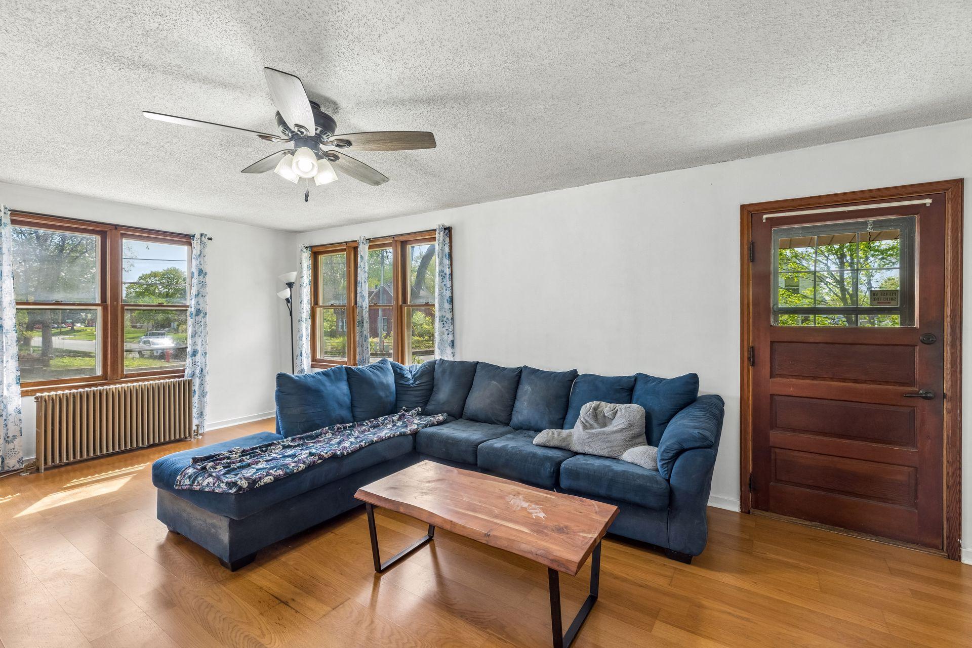 Spacious living room with loads of natural light