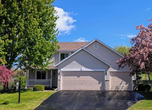 49 Windsor Wood Path, Hudson, WI 54016