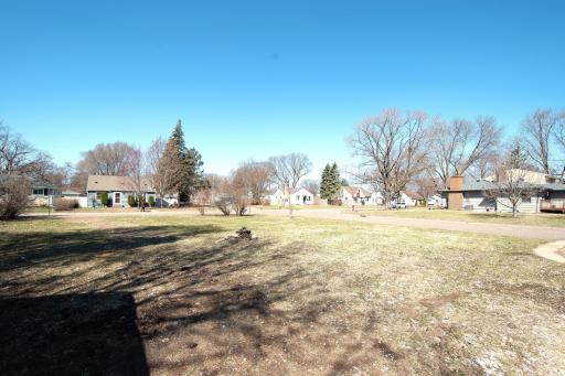4370 Adair Avenue N, Crystal, MN 55422