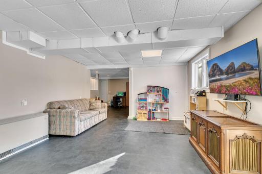 24059 Highway 15 N, Hutchinson, MN 55350