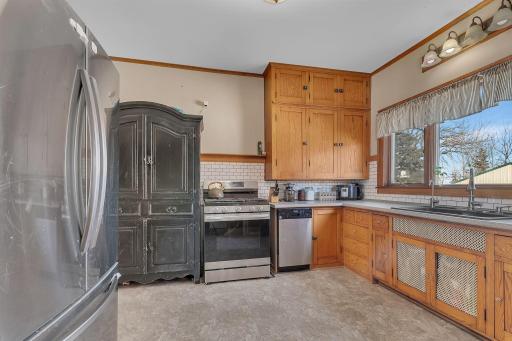 24059 Highway 15 N, Hutchinson, MN 55350