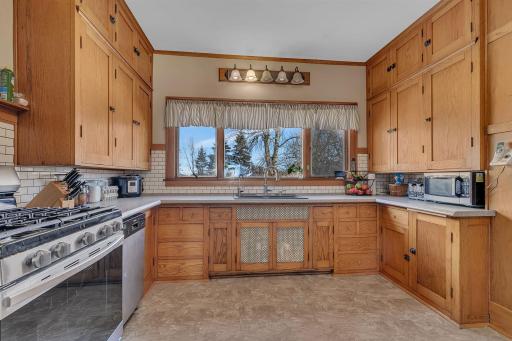 24059 Highway 15 N, Hutchinson, MN 55350