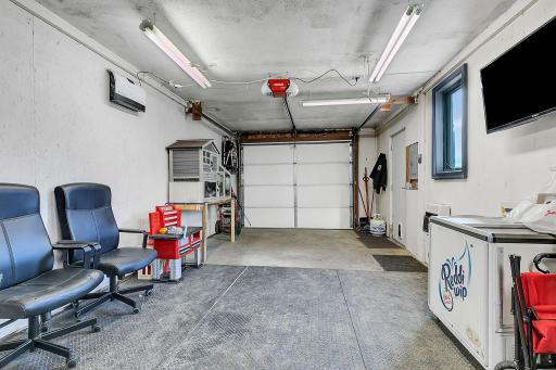 24059 Highway 15 N, Hutchinson, MN 55350