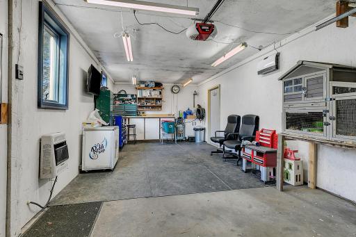 24059 Highway 15 N, Hutchinson, MN 55350