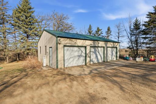 24059 Highway 15 N, Hutchinson, MN 55350