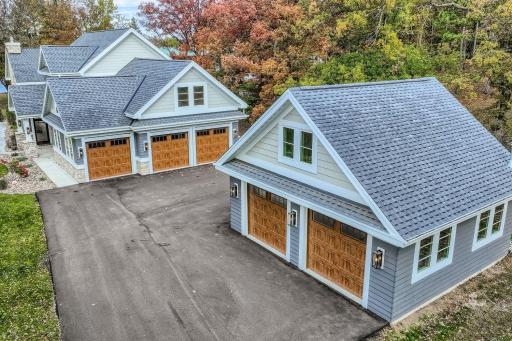 294 Cove Road - Web Quality - 001 - 01 Exterior Front.jpg