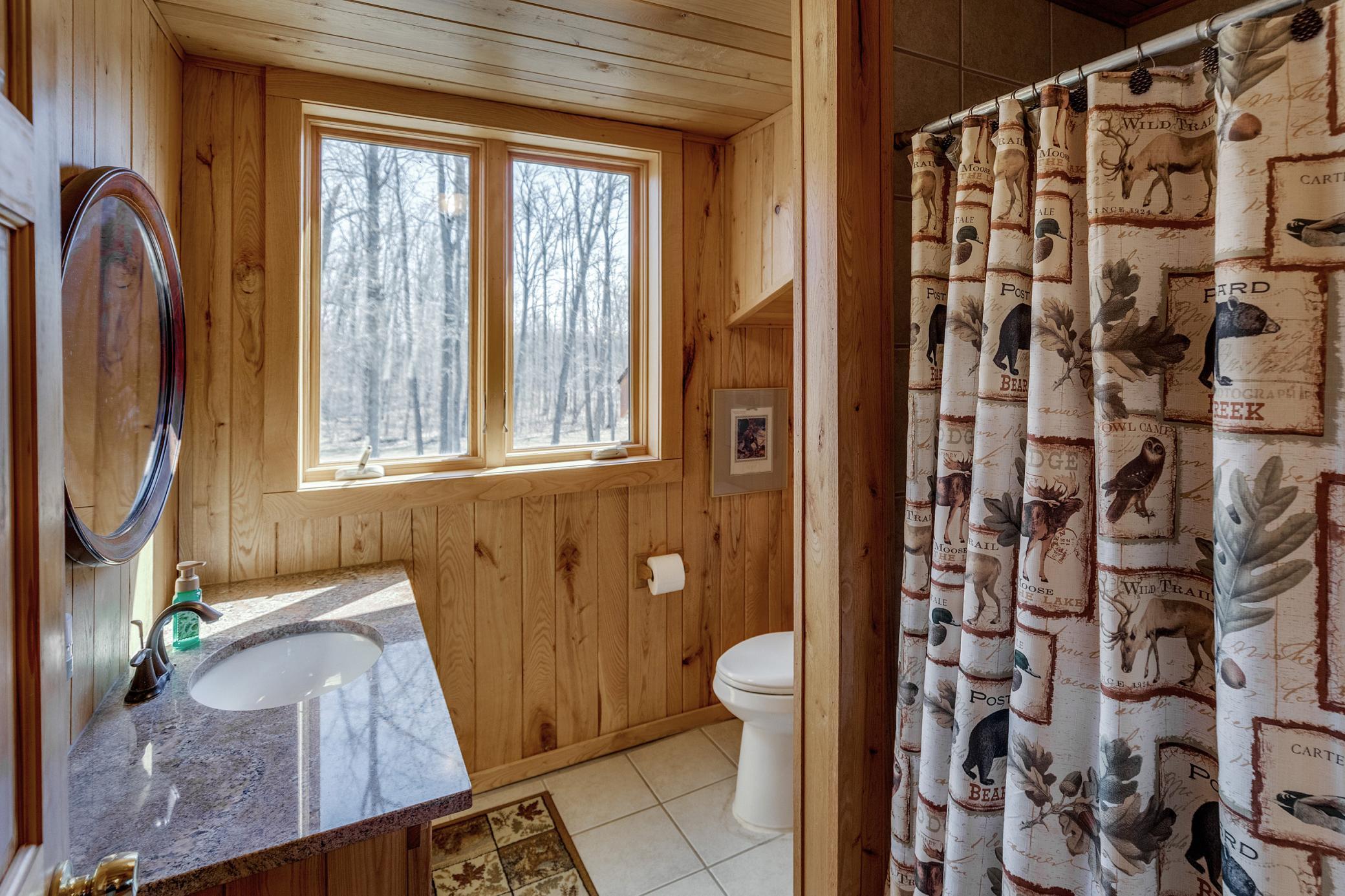 Full Bath - Upper Level