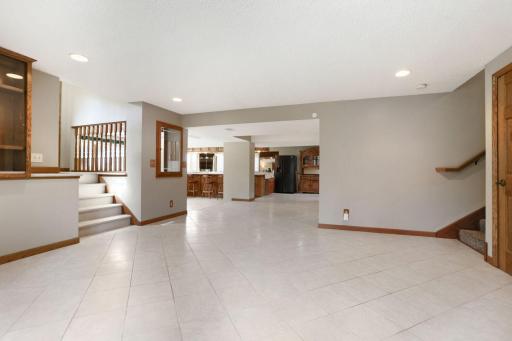 5696 170th St N - Web Quality - 020 - 14 Family Room.jpg
