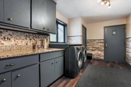 5696 170th St N - Web Quality - 030 - 24 Laundry Room.jpg